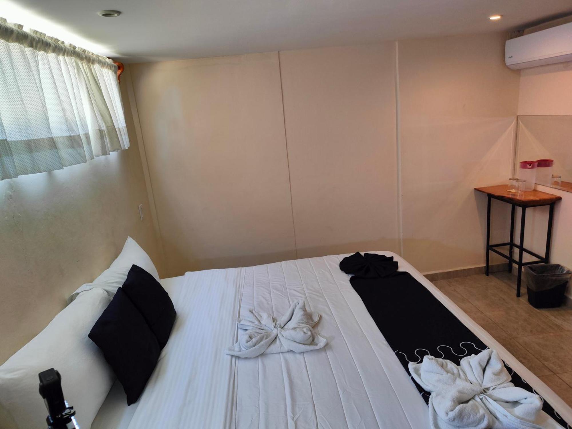 Hotel Ashly Loma Larga Acapulco Exterior foto